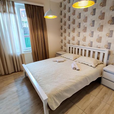 Hotel Old Tbilisi 5 Rooms Buitenkant foto