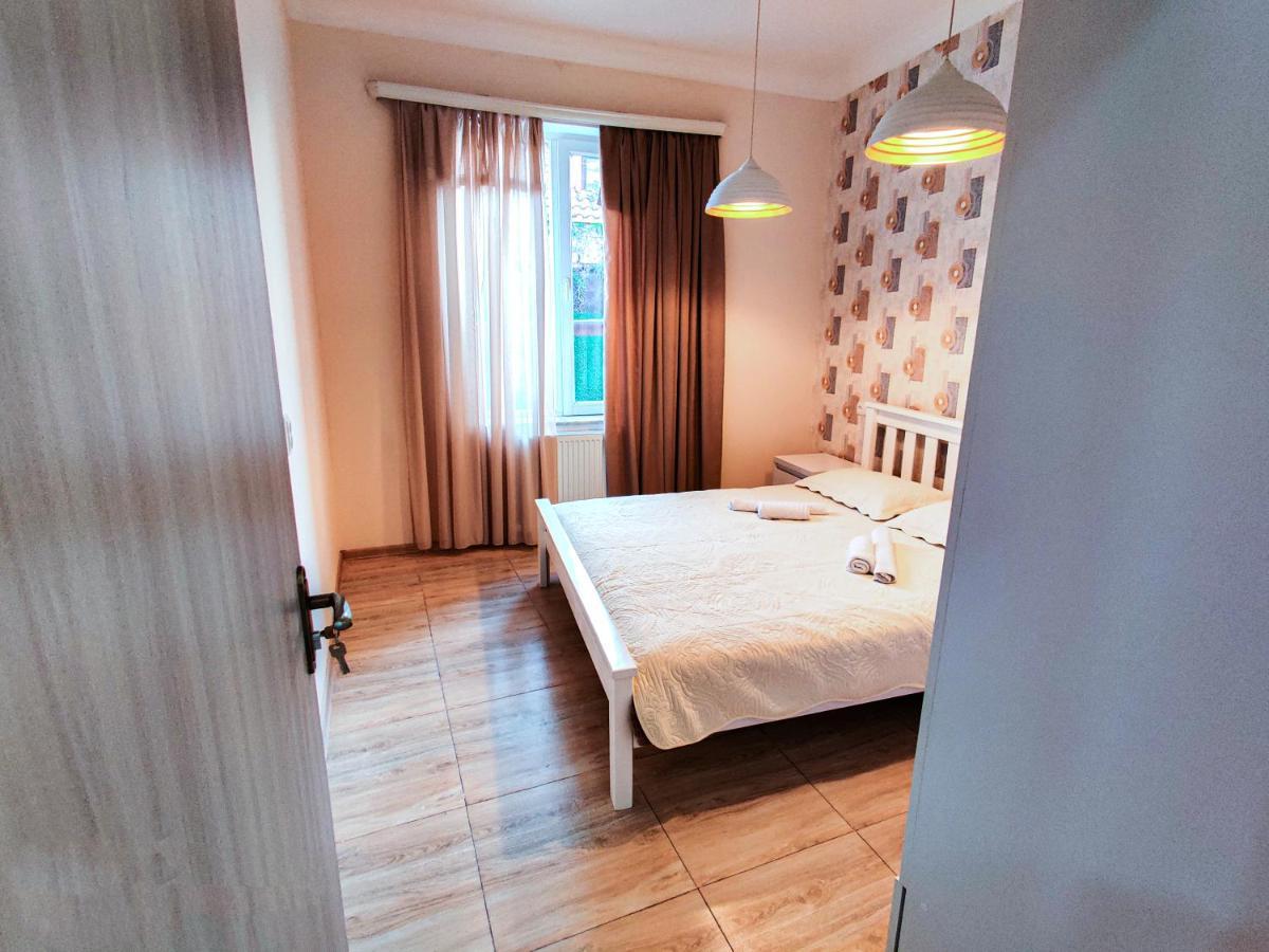 Hotel Old Tbilisi 5 Rooms Buitenkant foto