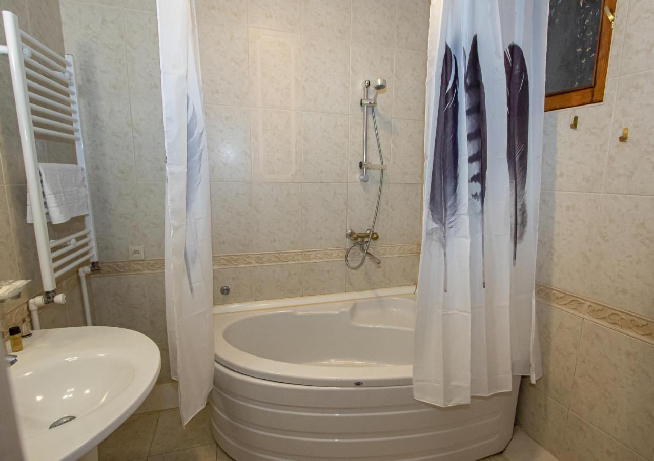 Hotel Old Tbilisi 5 Rooms Buitenkant foto