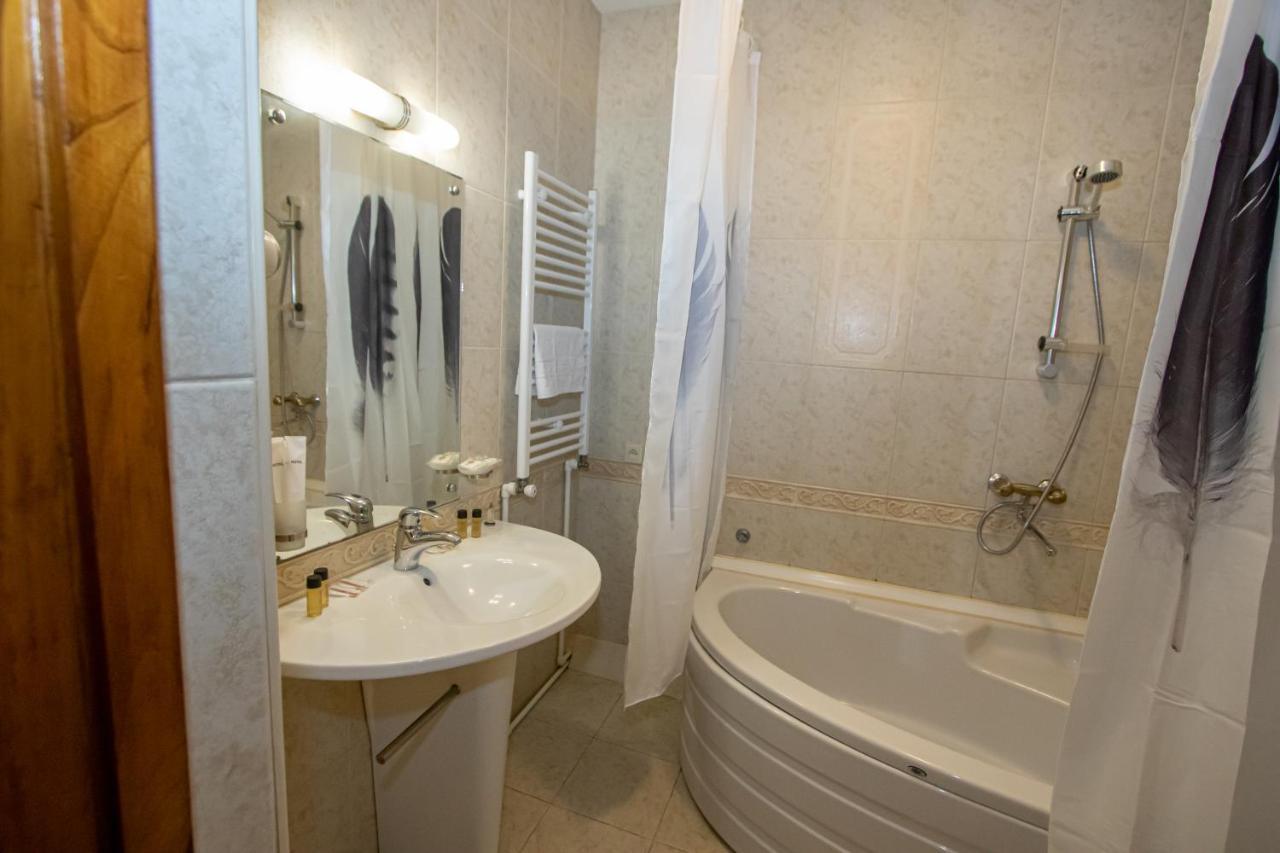 Hotel Old Tbilisi 5 Rooms Buitenkant foto